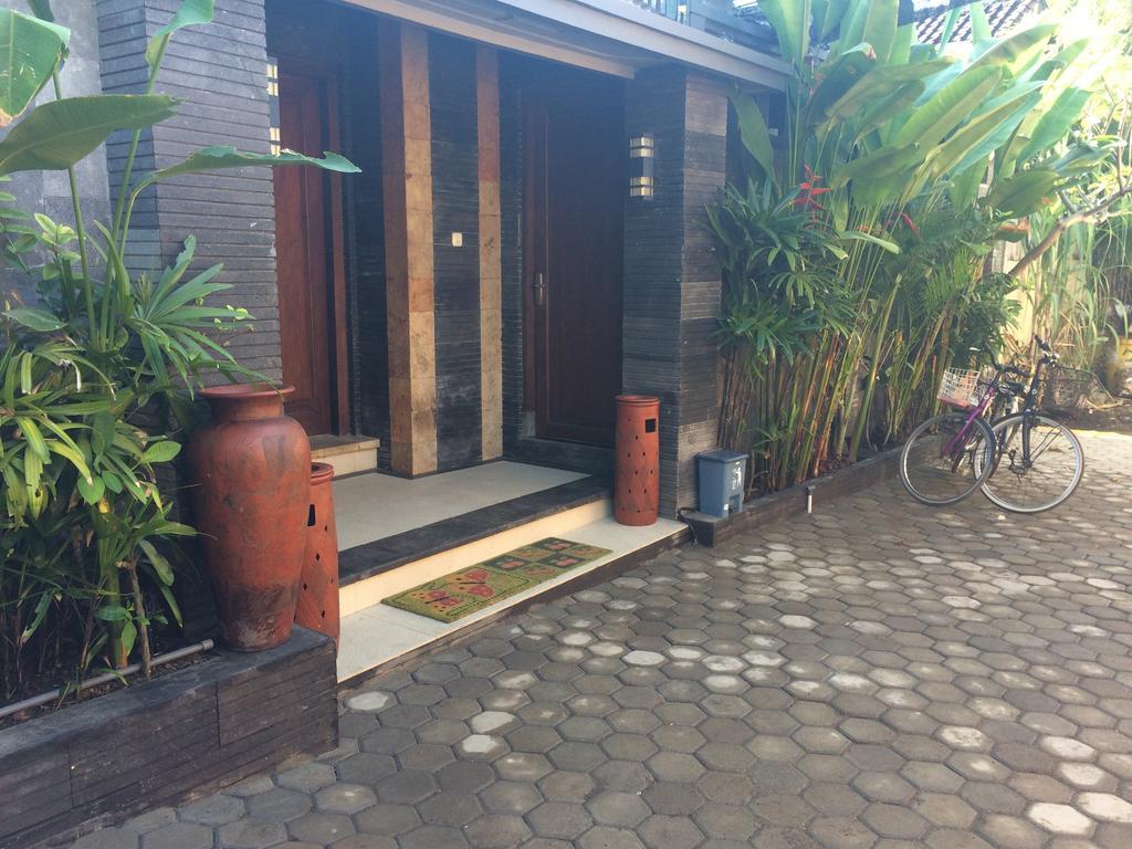 Villa Sahabat Gili Trawangan Exterior foto